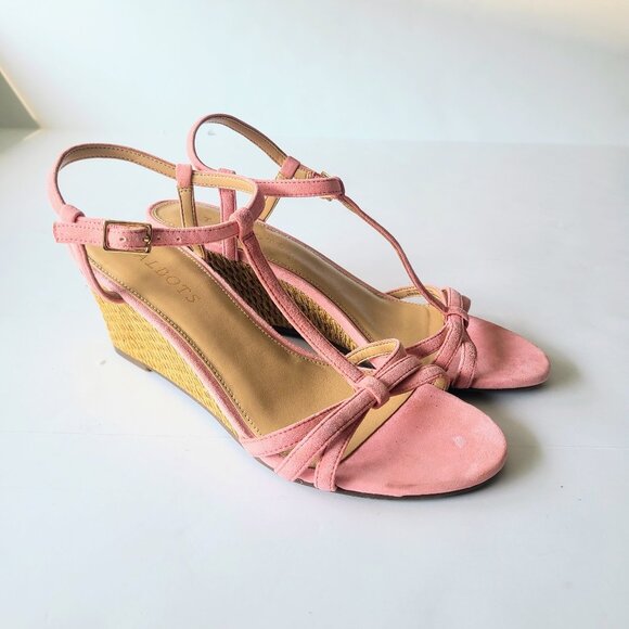 Talbots Shell Coral Pink Genuine Suede Royce T-Strap Kitten Wedge Heel Sandals 7 - Picture 1 of 10